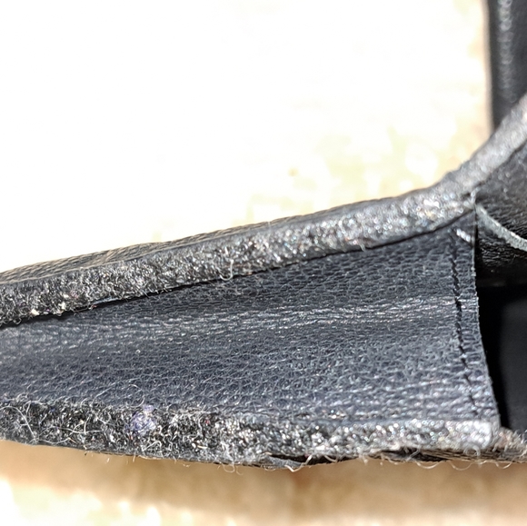 LV Wallet - Picture 12 of 14